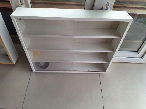 Armário de MDF branca