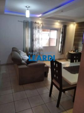 CASA TÉRREA - CIDADE ADEMAR - SP