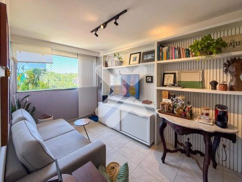 Apartamento reformado à venda em Tirol (Natal/RN) | Residencial Classic | 2/4 sendo 1 suít