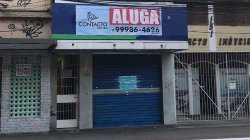 Loja no Centro em frente ao Hospital e Clínica São Gonçalo