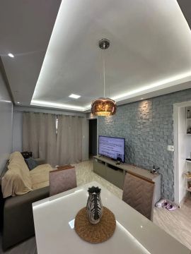 Casa no Condomínio Vitta clube- semi mobiliada