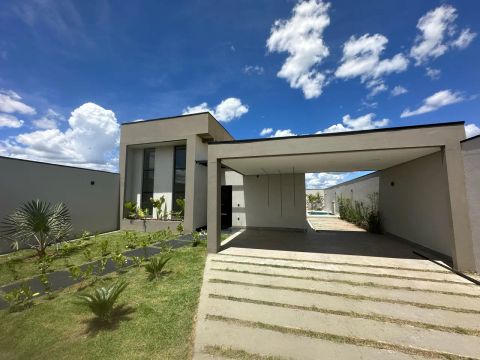 linda casa em Caldas Novas
