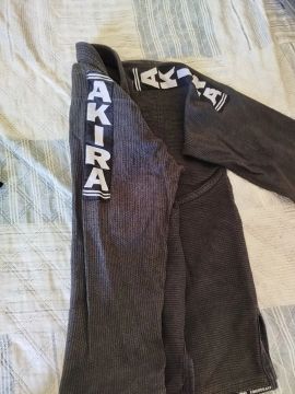Kimono de Jiu-Jitsu Akira - Tamanho A1- Preto