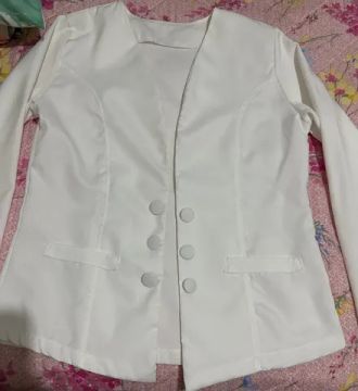Blazer manga longa branco R$ 65,00