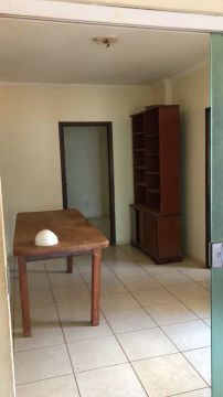 Apto 408 Norte, 4 quartos, uma suíte, sala de estar, sala, cozinha e lavanderia