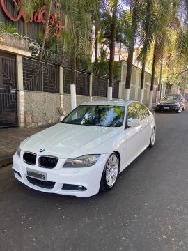 **BMW 318i 2012 ABAIXO DA TABELA**