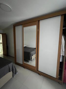 Guarda roupa casal 