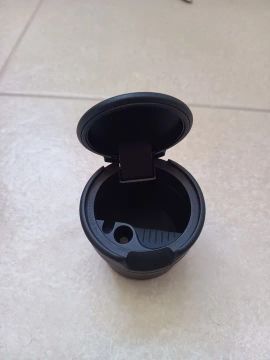 Cinzeiro e porta moedas para carro novo