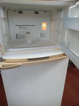 Geladeira Frost Free em ótimo estado