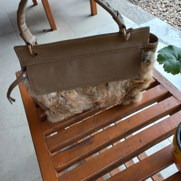 Bolsa de Ombro em Couro com Detalhe em pelo, paolattore