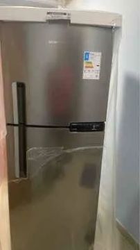 Geladeira Brastemp 375L Frost Free 20 dias de uso  NF e garantia 127V