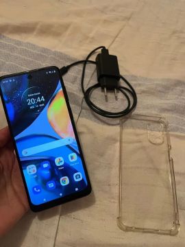Vendo moto g22 128g impecável 