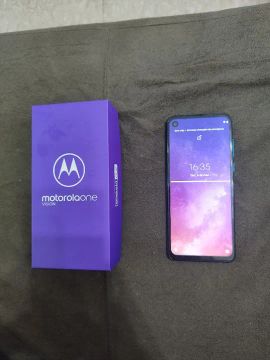 Motorola One Vision 