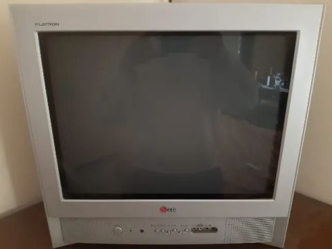 TV 50 POLEGADAS = LG