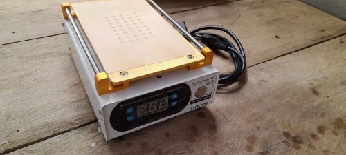 Separadora lcd Aida 899