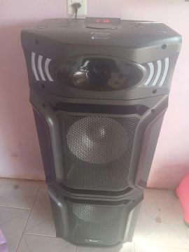 Caixa de Som Philco Bluetooth - Potente e com Design Moderno