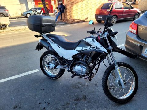 Honda Bros 150cc - Branca - Impecável