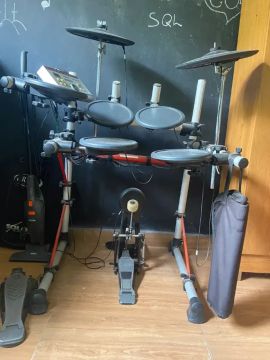 Bateria Eletrônica Yamaha Dtx Iv Standard 