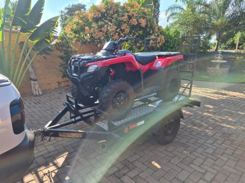 Quadriciclo fourtrax 420 + carreta para moto e quadriciclo 
