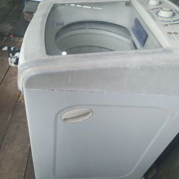 Máquina de Lavar Electrolux em ótimo estado!