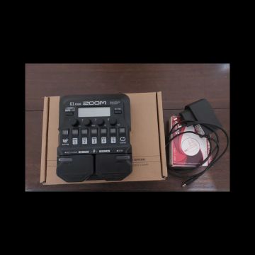 Pedaleira zoom G1 four