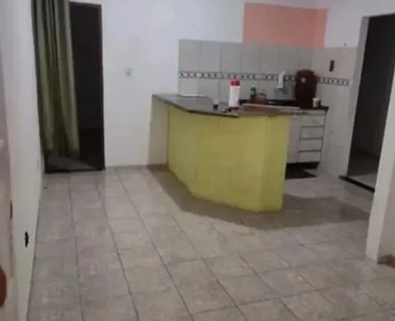 AC11- CASA DISPONÍVEL CABULA