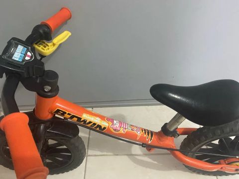 Bicicleta de equilíbrio infantil B'Twin