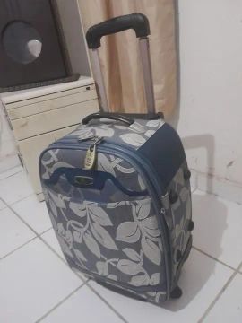 Mala pequena de bordo 10 quilos