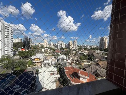 Apartamento no Parque Residêncial Aquarius em SJC/SP