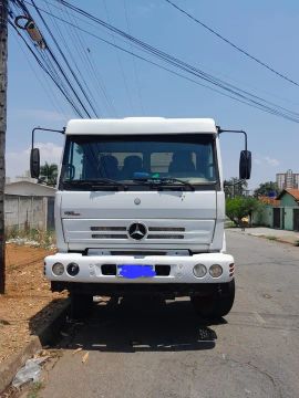 Caminhão Caçamba Traçado 