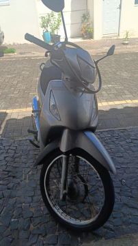 Honda Biz pneus novos abaixo da fipe