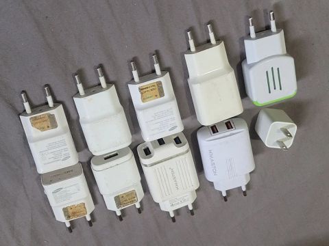 Carregadores de Celular - Diversos Modelos - Usados