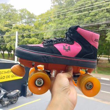 Patins Rodas Radicais "N35 e 37"