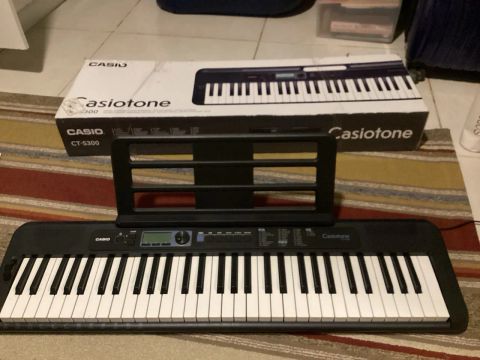 Teclado Casio CT-S300