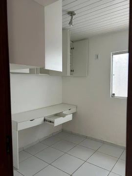 Casa no Condomínio Jardim Lagoa 