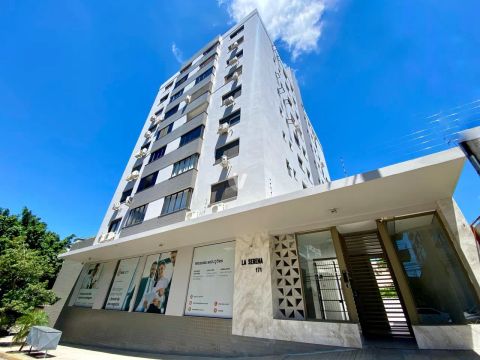 Apartamento 2 dormitórios com garagem próximo ao fórum