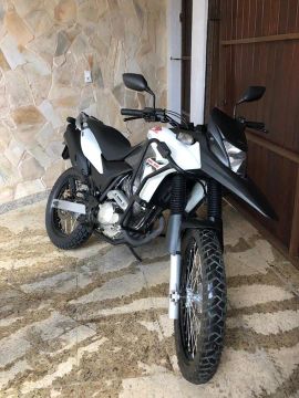 Moto p venda Xre 300 p vender logo