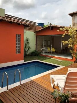 FCOD 702  Ótima OPORTUNIDADE, uma casa no bairro Estaçãoy