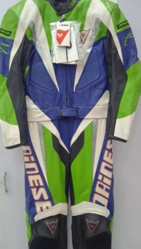 Macacão Couro Dainese Original Semi-novo 52 Euro 2 peças