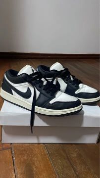 Tênis Nike Air Jordan 1 low panda retrô original 