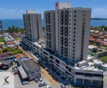 More no Paraíso com o Skyline Comfort Club! Apartamento de Luxo à Venda em Penha/SC
