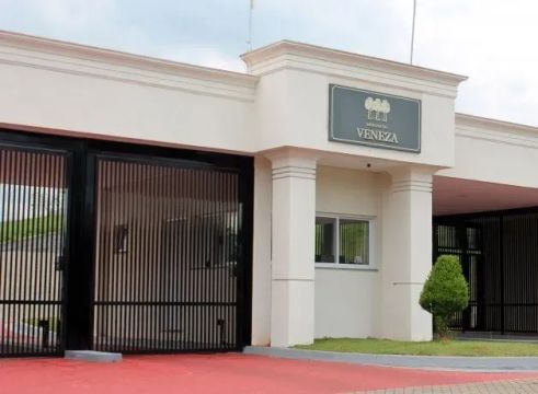 Terreno/lote à venda no condomínio Veneza em Mogi das Cruzes/SP