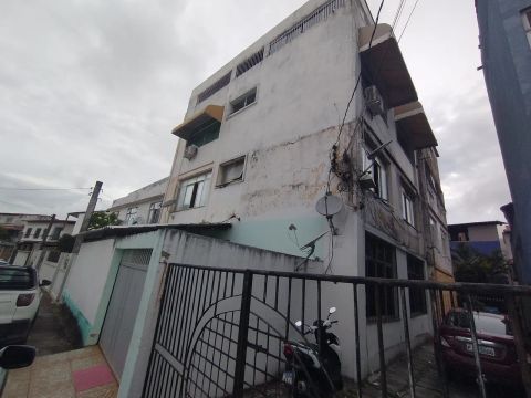 Apartamento para venda possui 84 metros quadrados com 3 quartos em IAPI - Salvador - BA