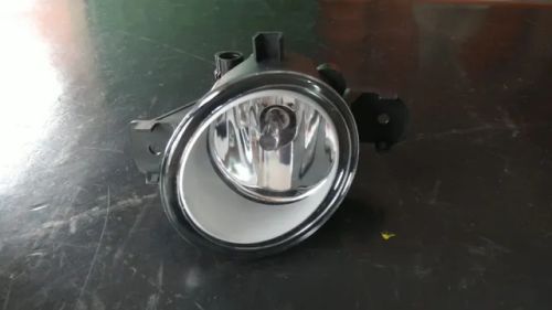 Farol de Milha Lado Direito Renault Master 2014 em diante 