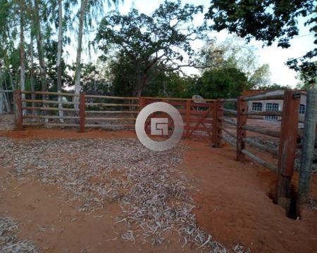 Fazenda/Sítio/Chácara em Patis, no bairro Zona Rural, à venda.