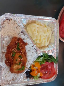 Ofereço meus serviços de cozinheira diarista, preparo café almoço ou jantares 
