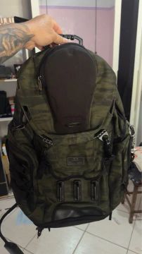 OAKLEY KITCHEN SKIN - military 
