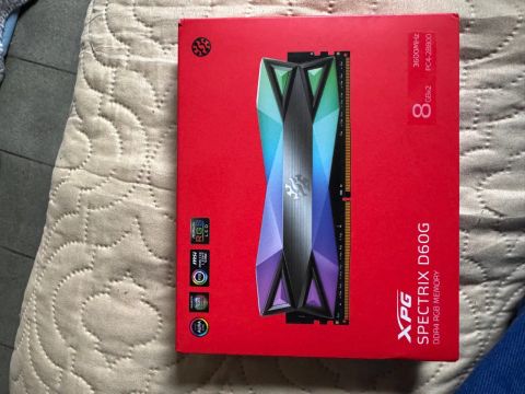 Memória RAM XPG SPECTRIX D60G 2x8GB 3600MHz DDR4 RGB