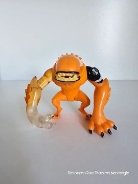 Boneco Besta Ben 10 Wildmutt Bandai Original 