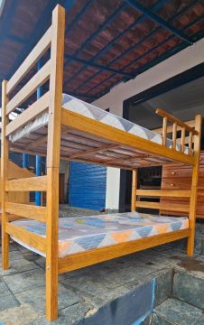 Beliche de madeira maciça + 2 Colchão Bioflex R$ 999,00